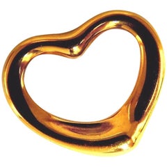 Vintage Authentic Tiffany 
Co. Elsa Peretti Heart Pendant 18 Karat