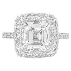 Authentique Tiffany
Co. Legacy, bague de fiançailles halo de diamants taille coussin de 1.75 carat