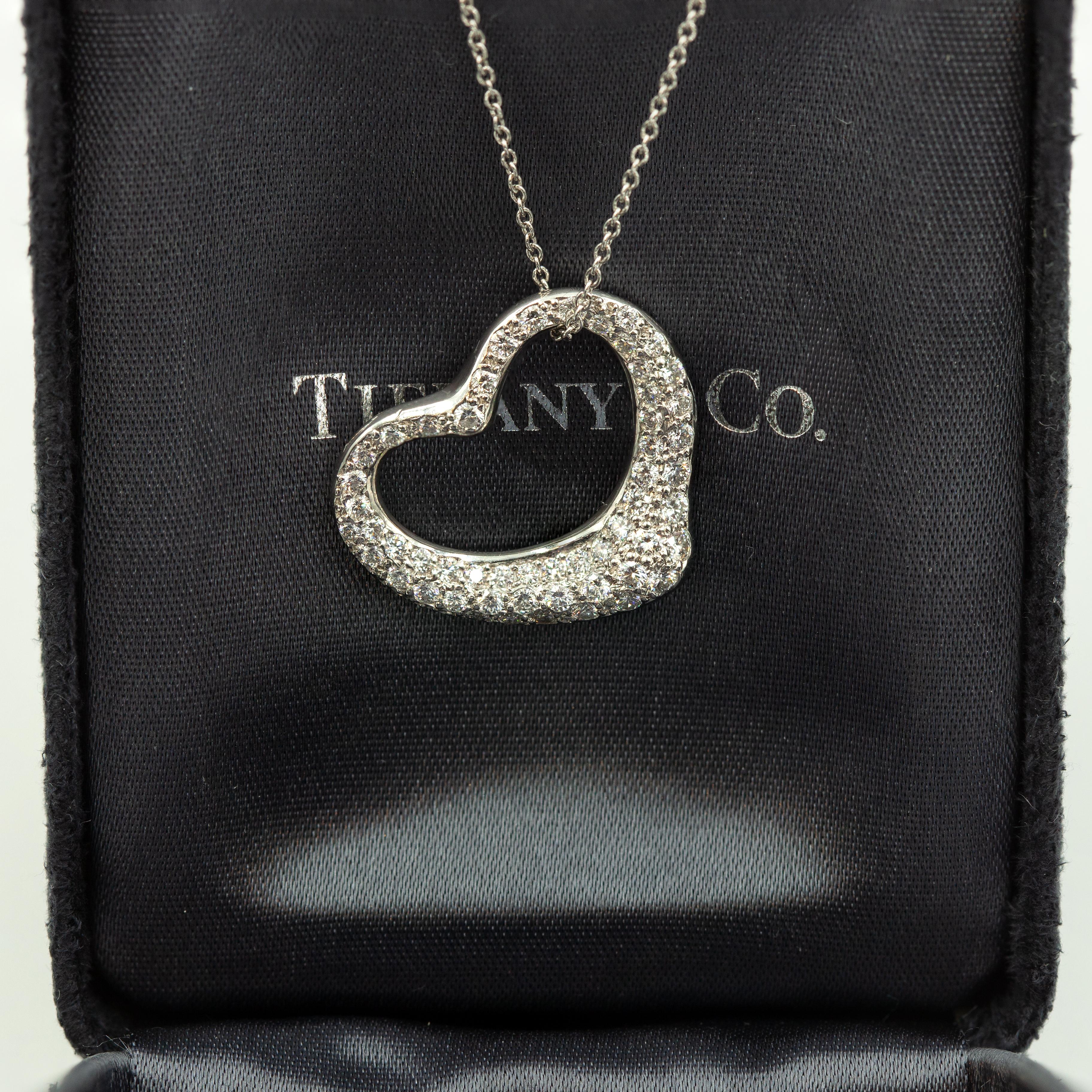 Pre-owned Tiffany & Co Peretti Platinum Diamond Open Heart Pendant Necklace In Good Condition For Sale In New York, NY