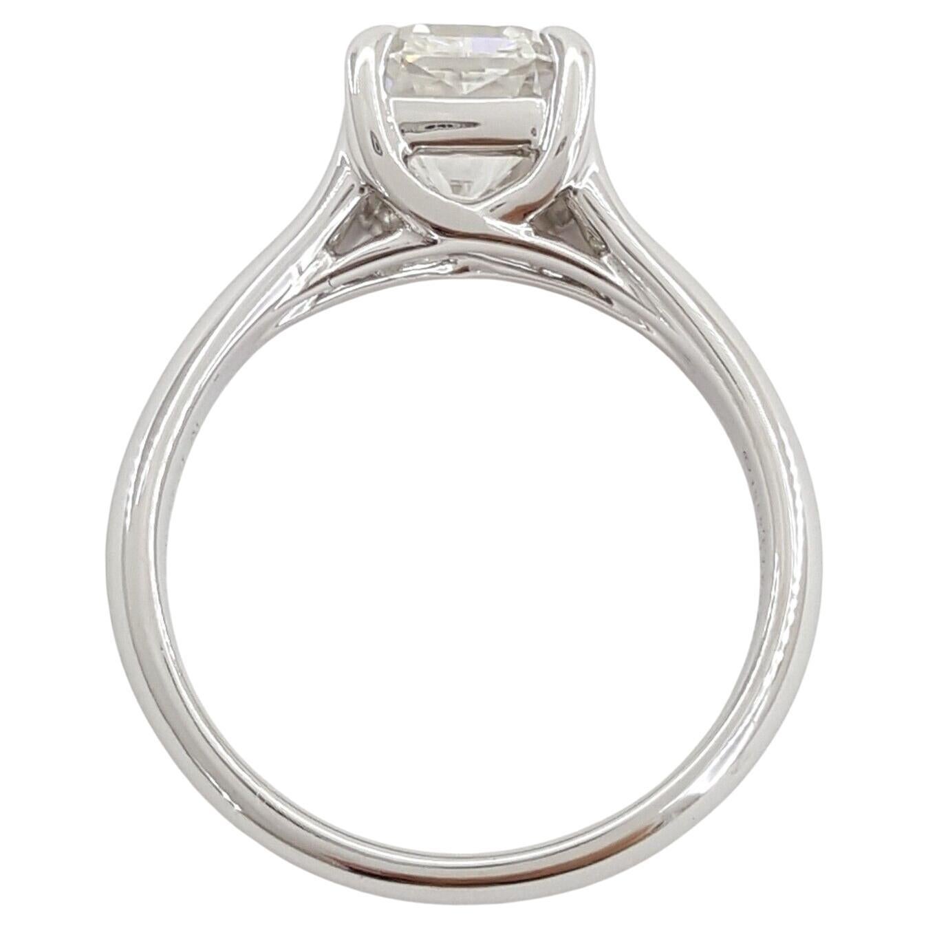Contemporary Authentic Tiffany & Co. Platinum Lucida Square Brilliant Cut Diamond Ring For Sale