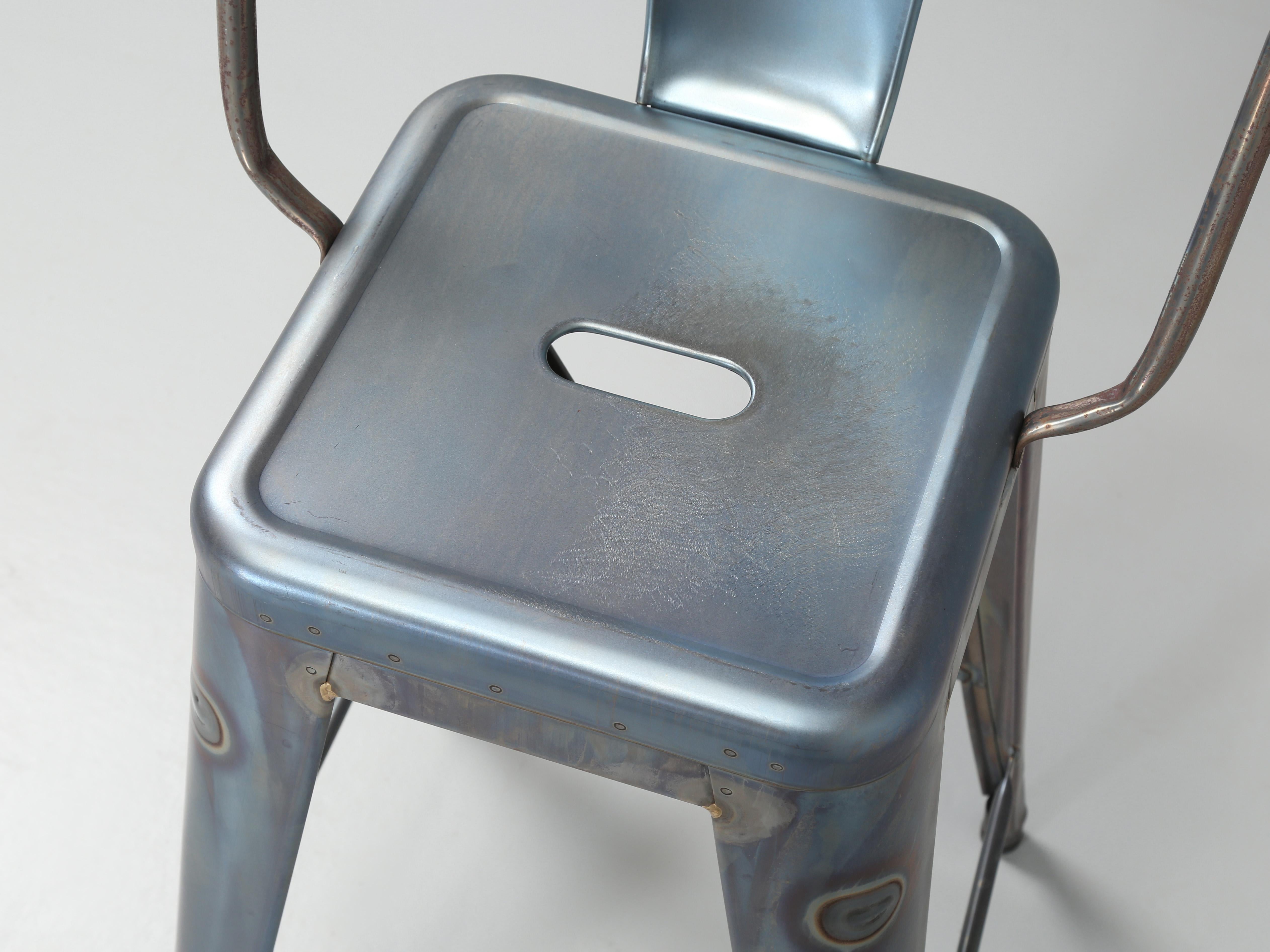 Auténtico Tolix Tabouret Azul Gris Acero Crudo Taburete Alto - Set (3) Metal en venta