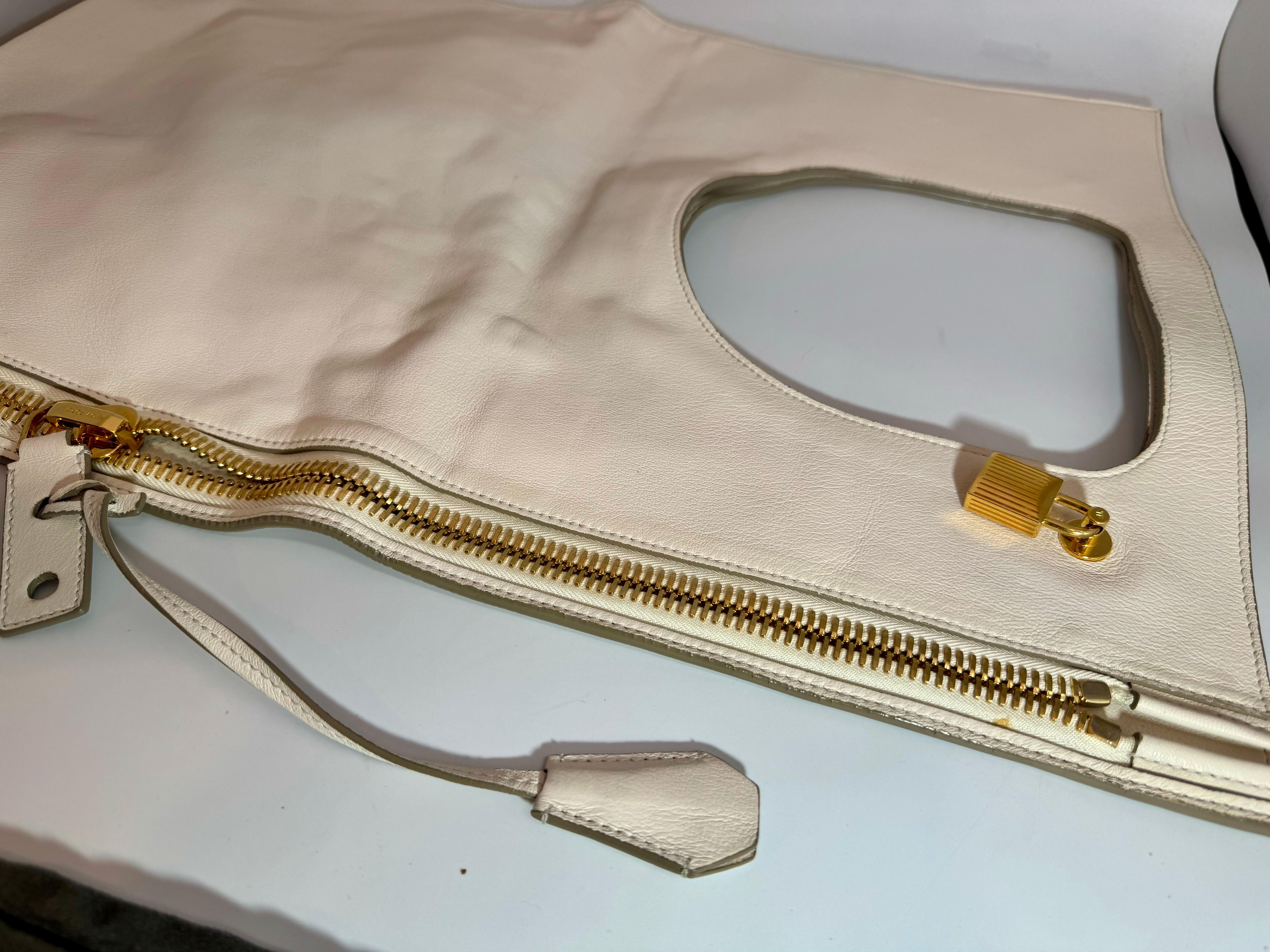 Authentic TOM FORD Alix flat tote Shoulder bag , ALIX Leather Handbag White, New For Sale 6