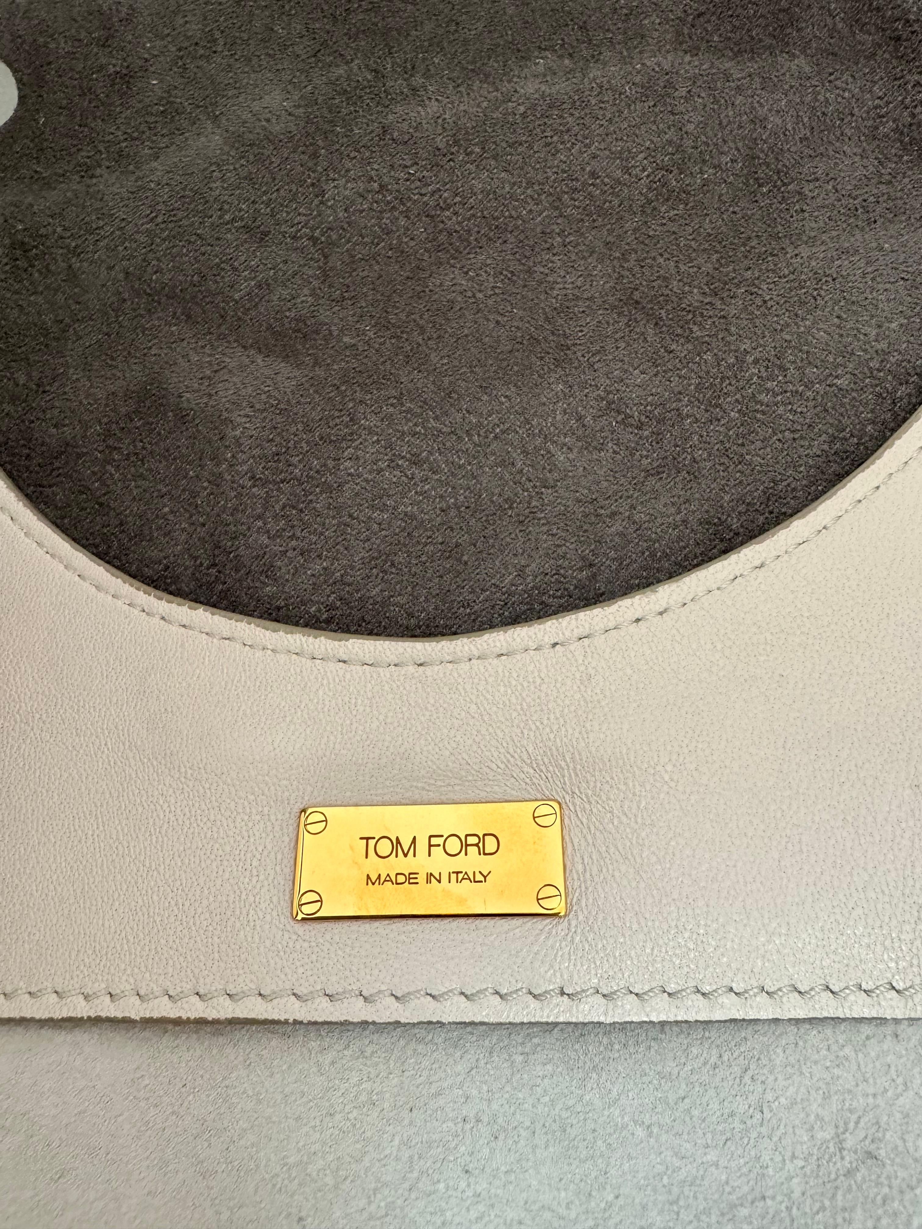 Authentic TOM FORD Alix flat tote Shoulder bag , ALIX Leather Handbag White, New In New Condition For Sale In New York, NY