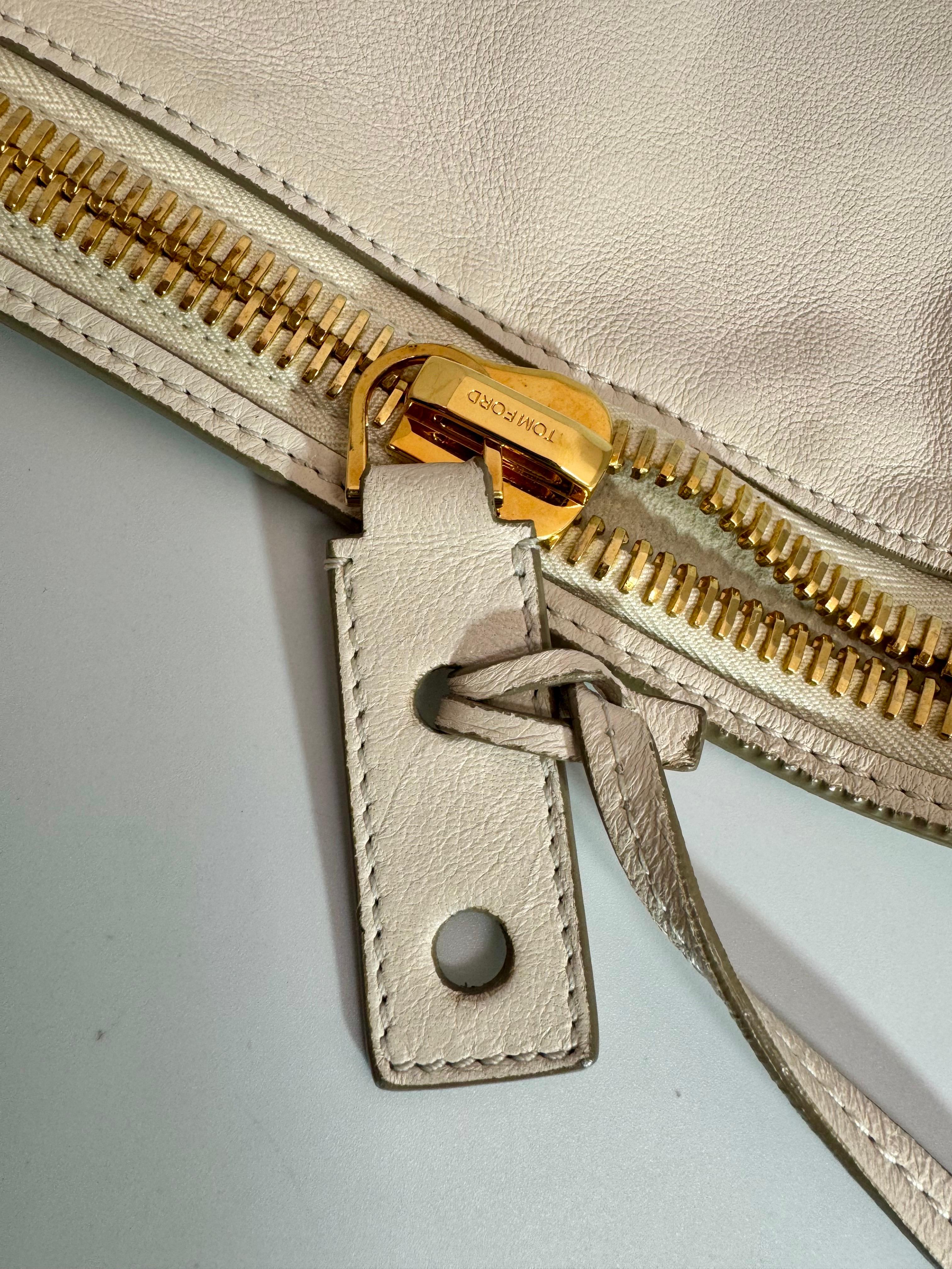 Authentic TOM FORD Alix flat tote Shoulder bag , ALIX Leather Handbag White, New For Sale 2