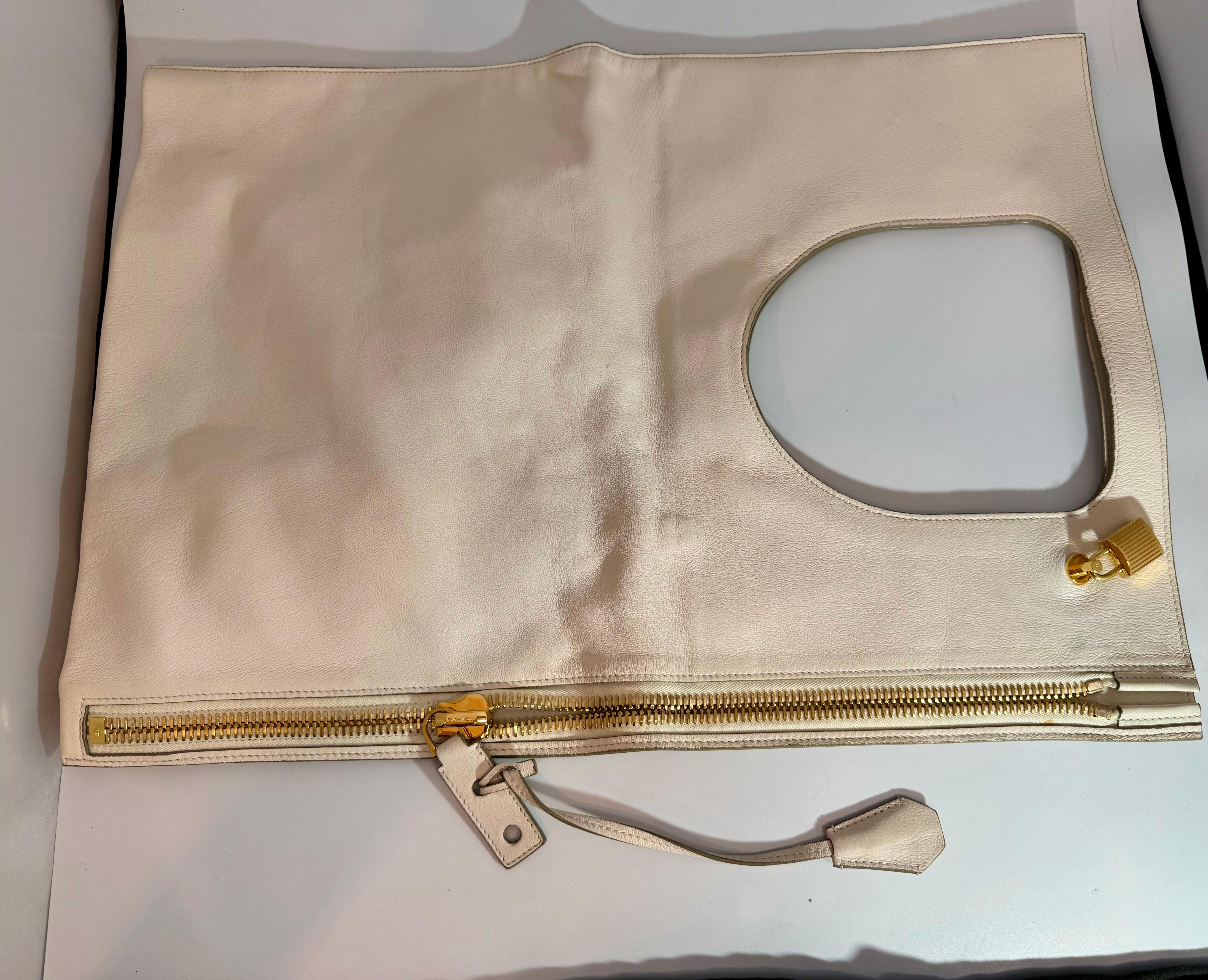 Authentic TOM FORD Alix flat tote Shoulder bag , ALIX Leather Handbag White, New For Sale 4