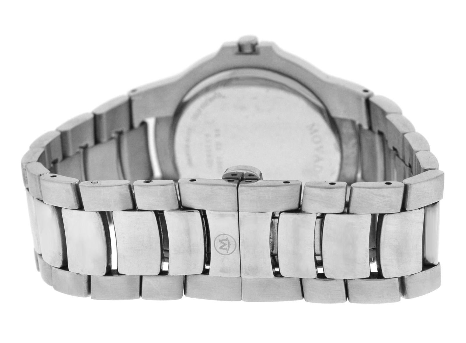 Modern Authentic Unisex Movado Museum Steel Silver Dial Quart Watch For Sale