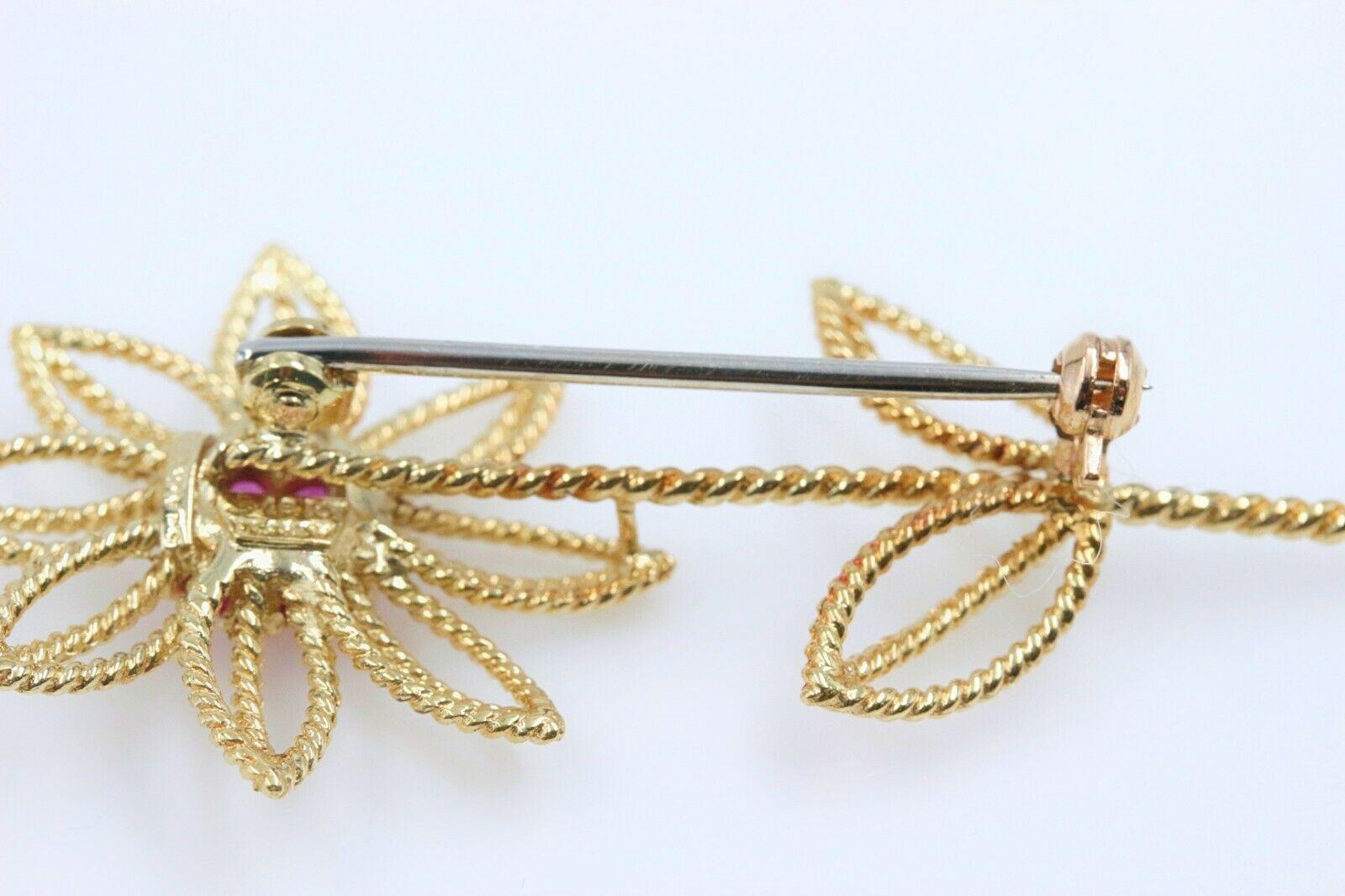 Authentic Vintage 1960s Tiffany & Co 18 Karat Gold Flower Brooch with Rubies 2