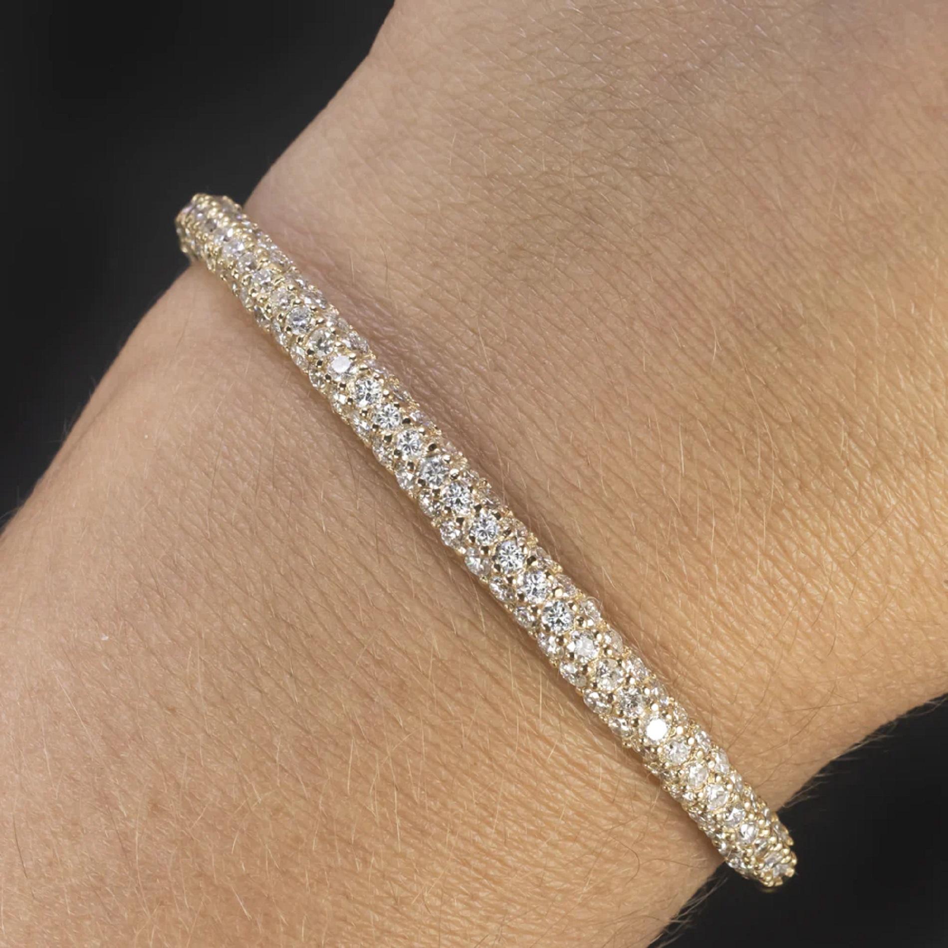 Art déco Bracelet jonc vintage authentique en or jaune avec diamants 5 carats en vente