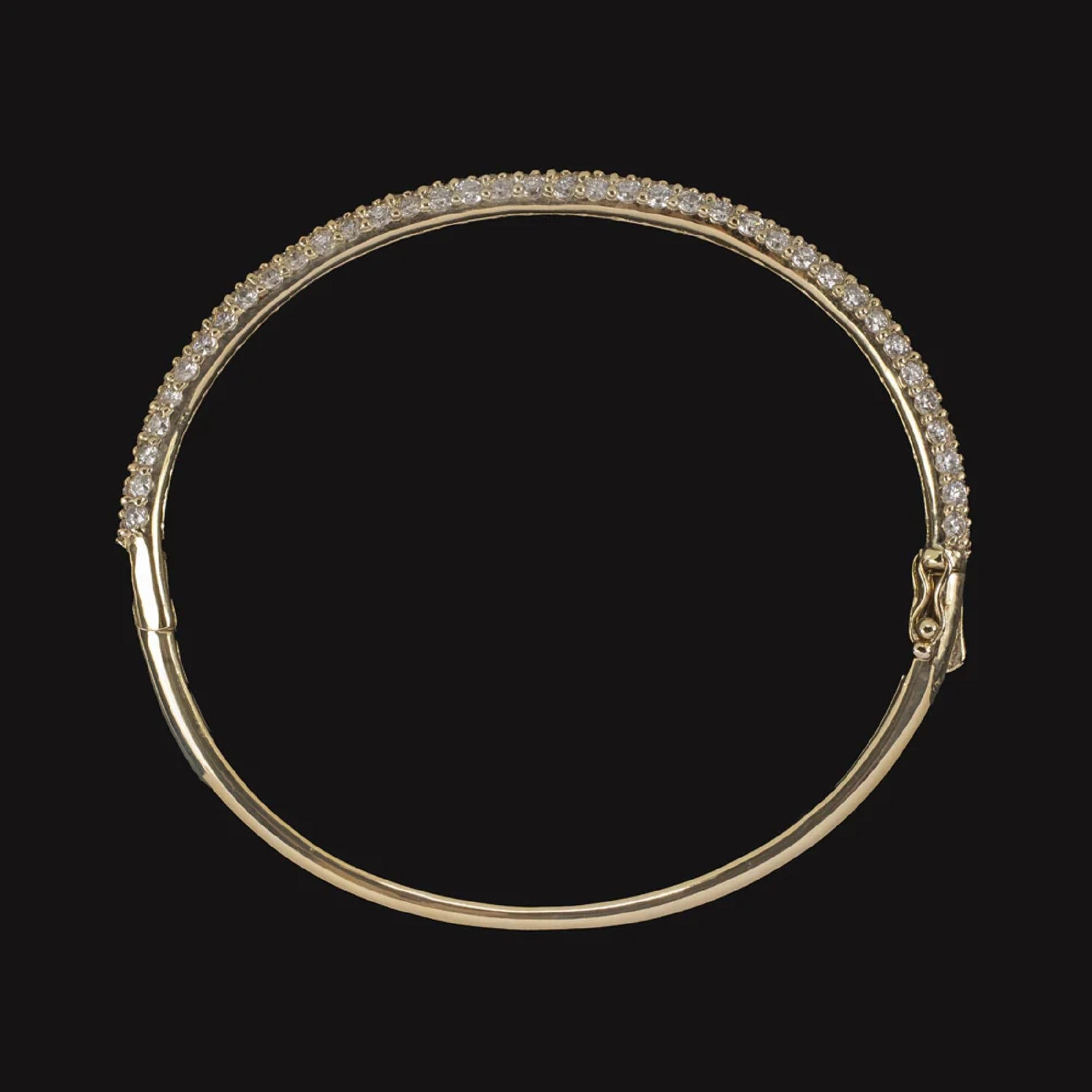 Taille ronde Bracelet jonc vintage authentique en or jaune avec diamants 5 carats en vente