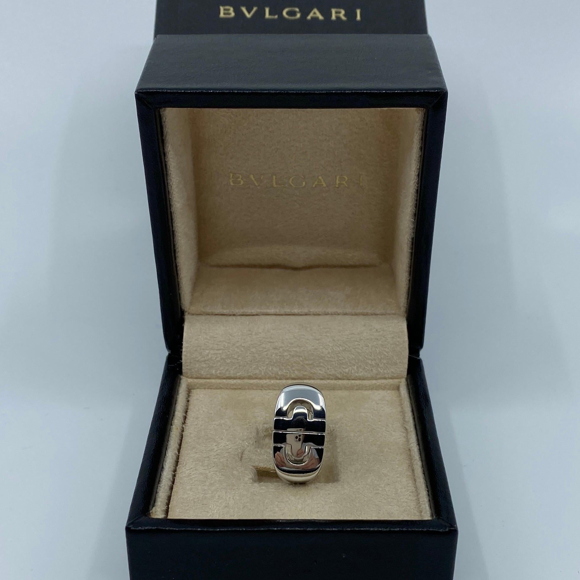 Authentic Vintage Bvlgari Parentesi 18k White Gold 'Signet Style' Italian Ring For Sale 5