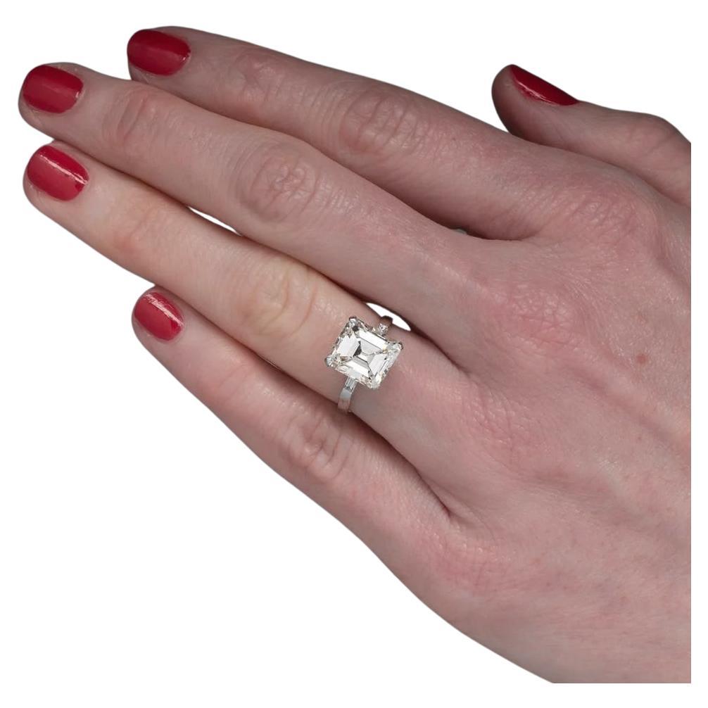- Impressive 2.37ct size

- Very rare vintage emerald cut! Original Art Deco

- Close to square. Similar to an asscher cut.

- GIA certified

- Bright white and colorless with a color grade of E

- Completely eye clean with SI1 clarity. Great SI1!