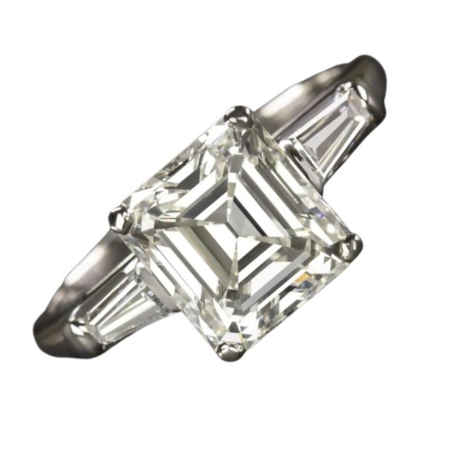 Moderne Bague en diamants taille Asscher de 2.5 carats certifiés GIA en vente