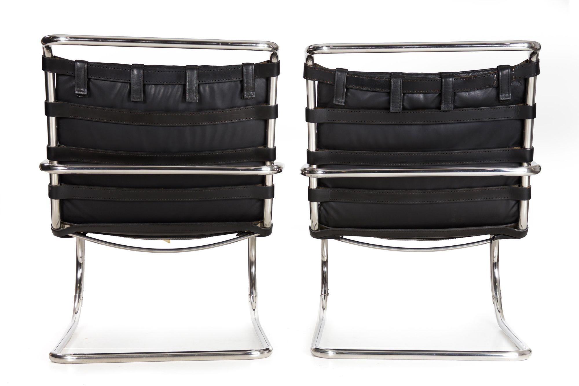 Authentisches Paar Leder-Loungesessel im Vintage-Stil von Mies Van Der Rohe für Knoll (amerikanisch) im Angebot