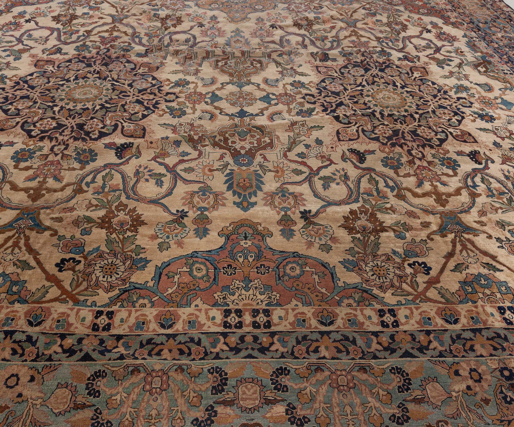Authentic Vintage Persian Kirman floral handmade wool rug
Size: 12'1