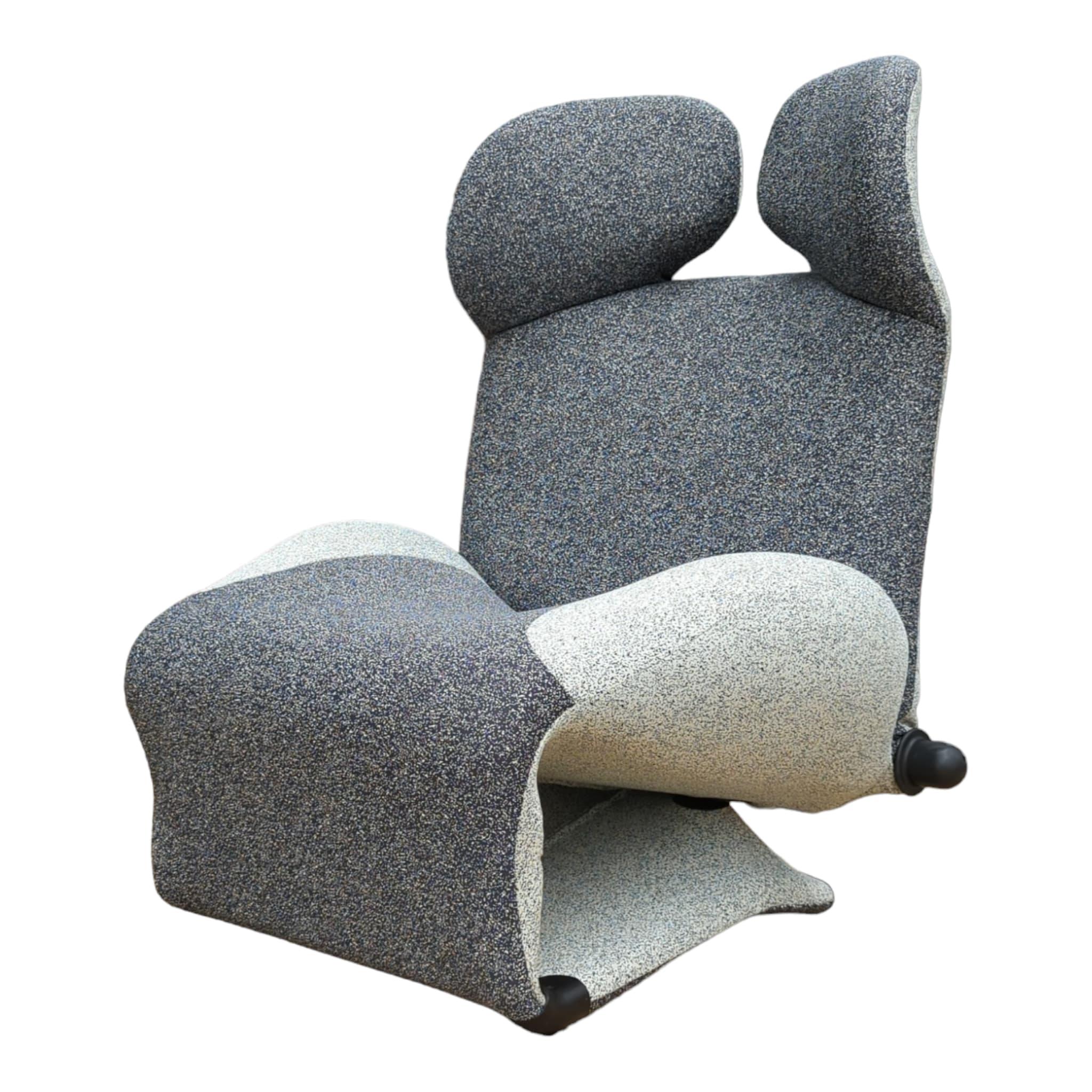 Authentic Wink Armchair by Toshiyuki Kita Cassina Italy For Sale 8