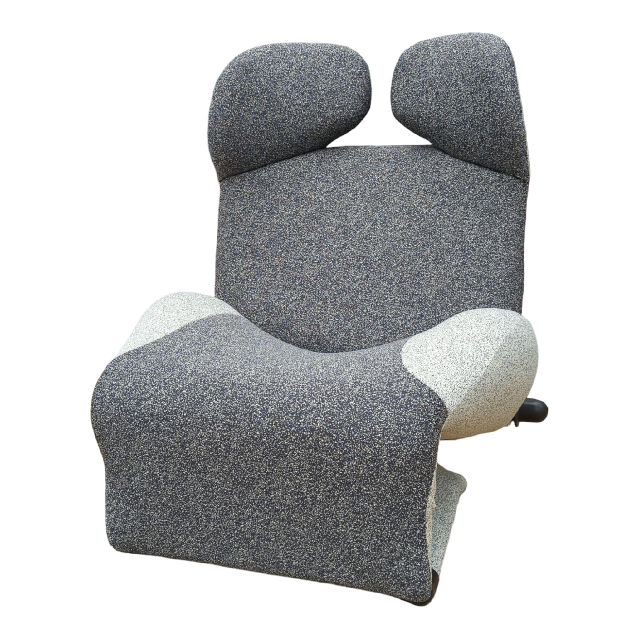 Authentic Wink Armchair by Toshiyuki Kita Cassina Italy For Sale 13