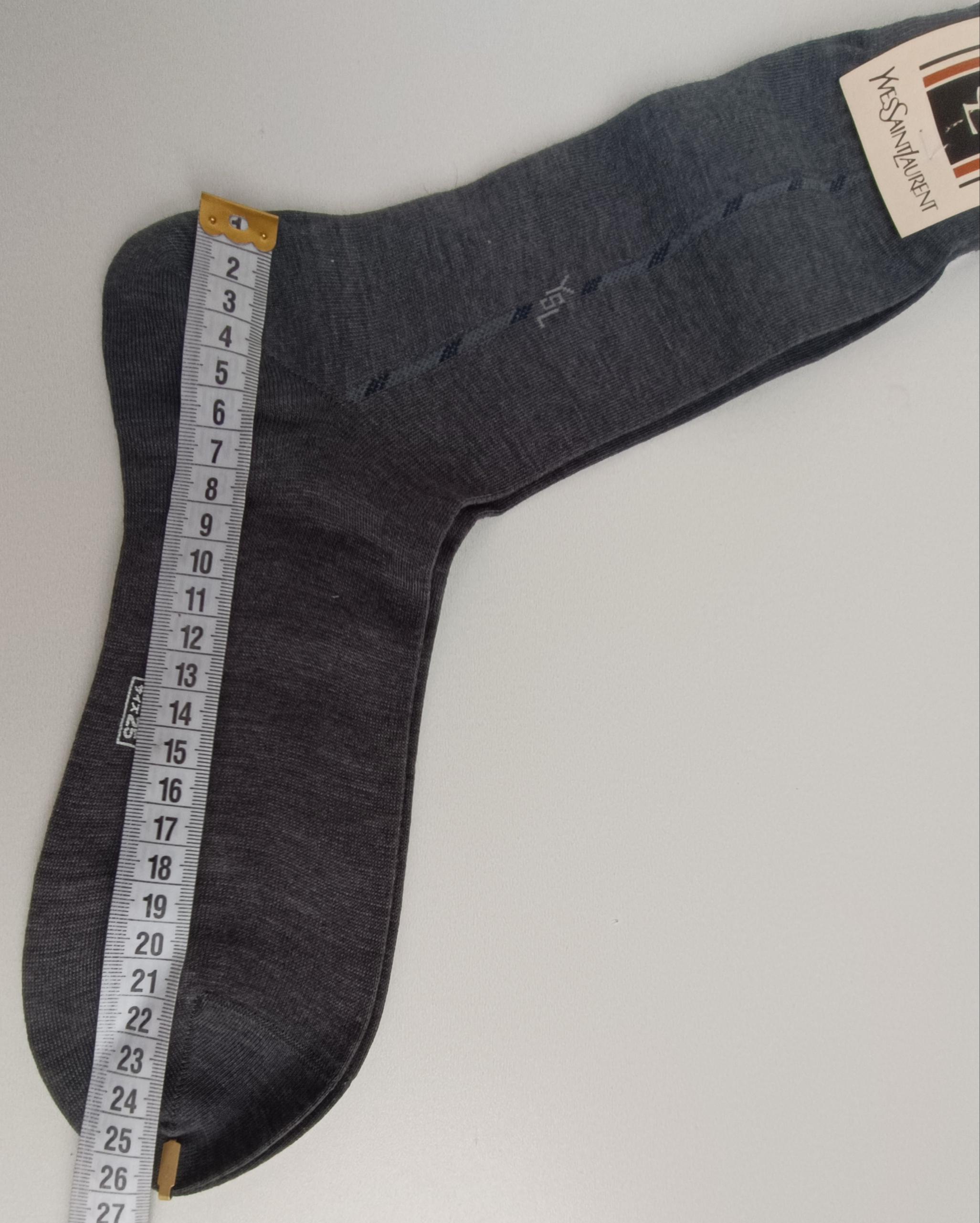 Authentic Yves Saint Laurent Vintage Men’s Socks YSL For Sale 9