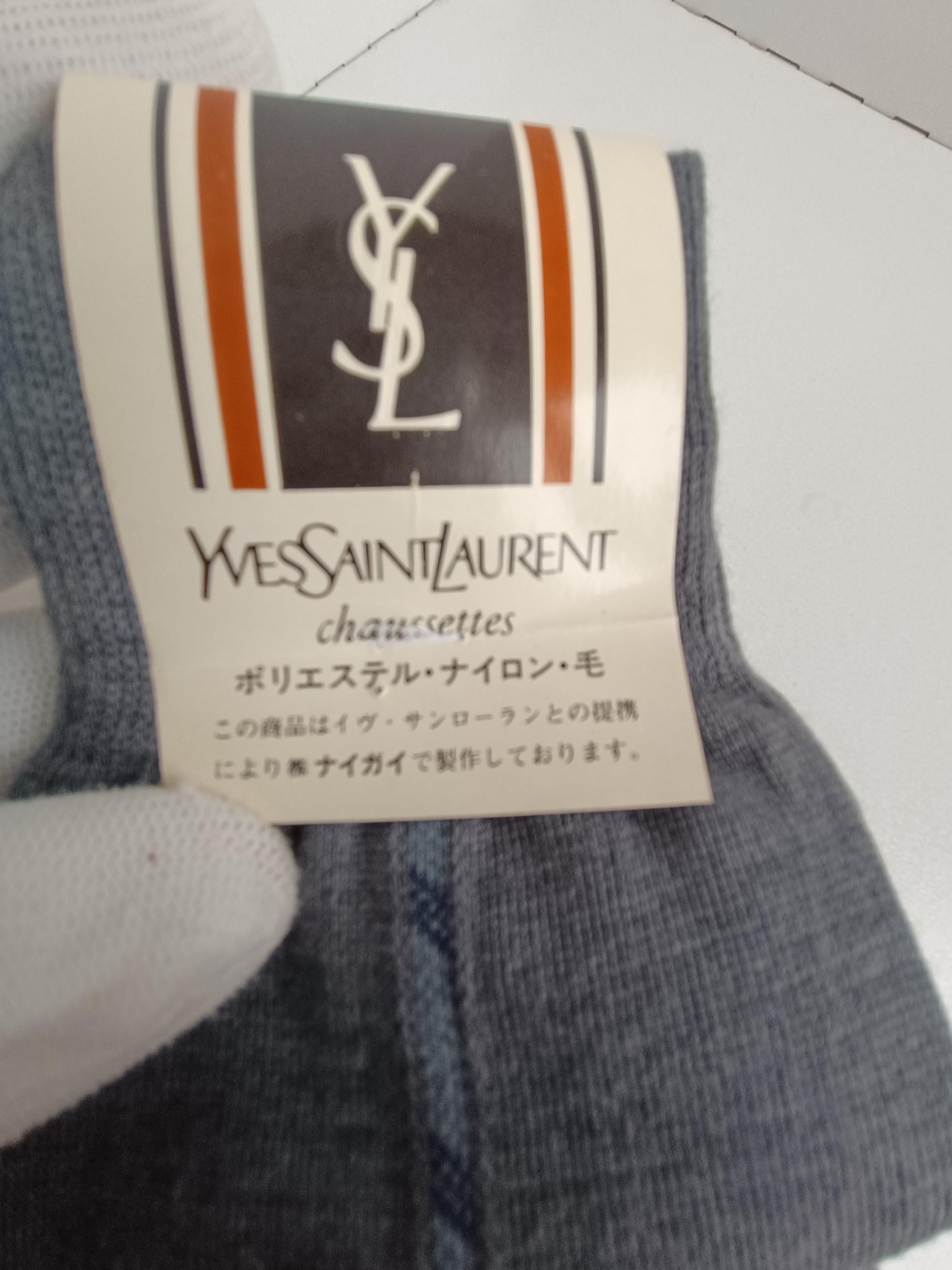 Authentique Yves Saint Laurent Vintage Chaussettes Hommes YSL en vente 10