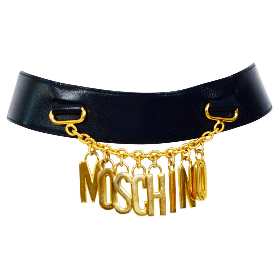 Authentique Moschino vintage 1980s logo chain drop dark blue leather belt