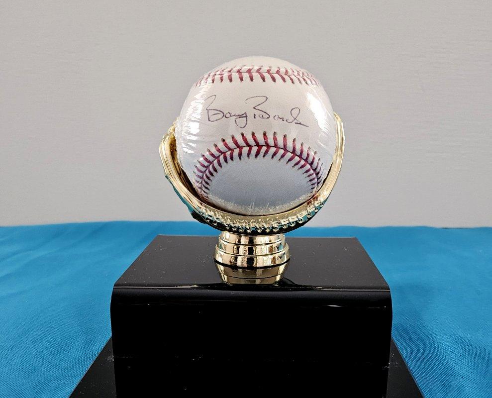 Baseball autografato di Barry Bonds (SF Giants) nella sua custodia originale e nel suo involucro, con COA In condizioni buone in vendita a Warrenton, OR