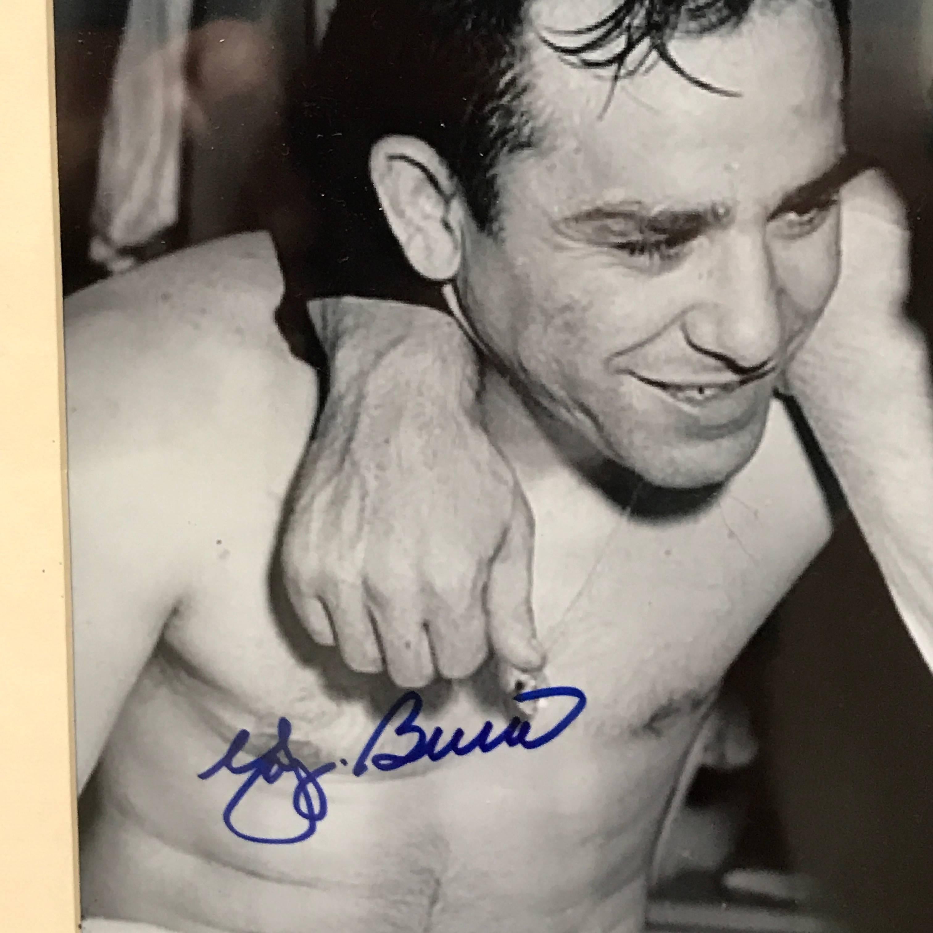 Autographed Photo of Yogi Berra & Joe DiMaggio In Excellent Condition In West Palm Beach, FL