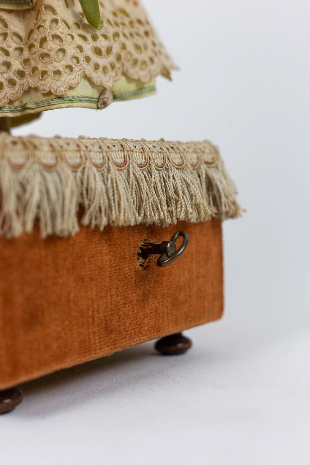 Automate Doll, Music Box, circa 1900 4