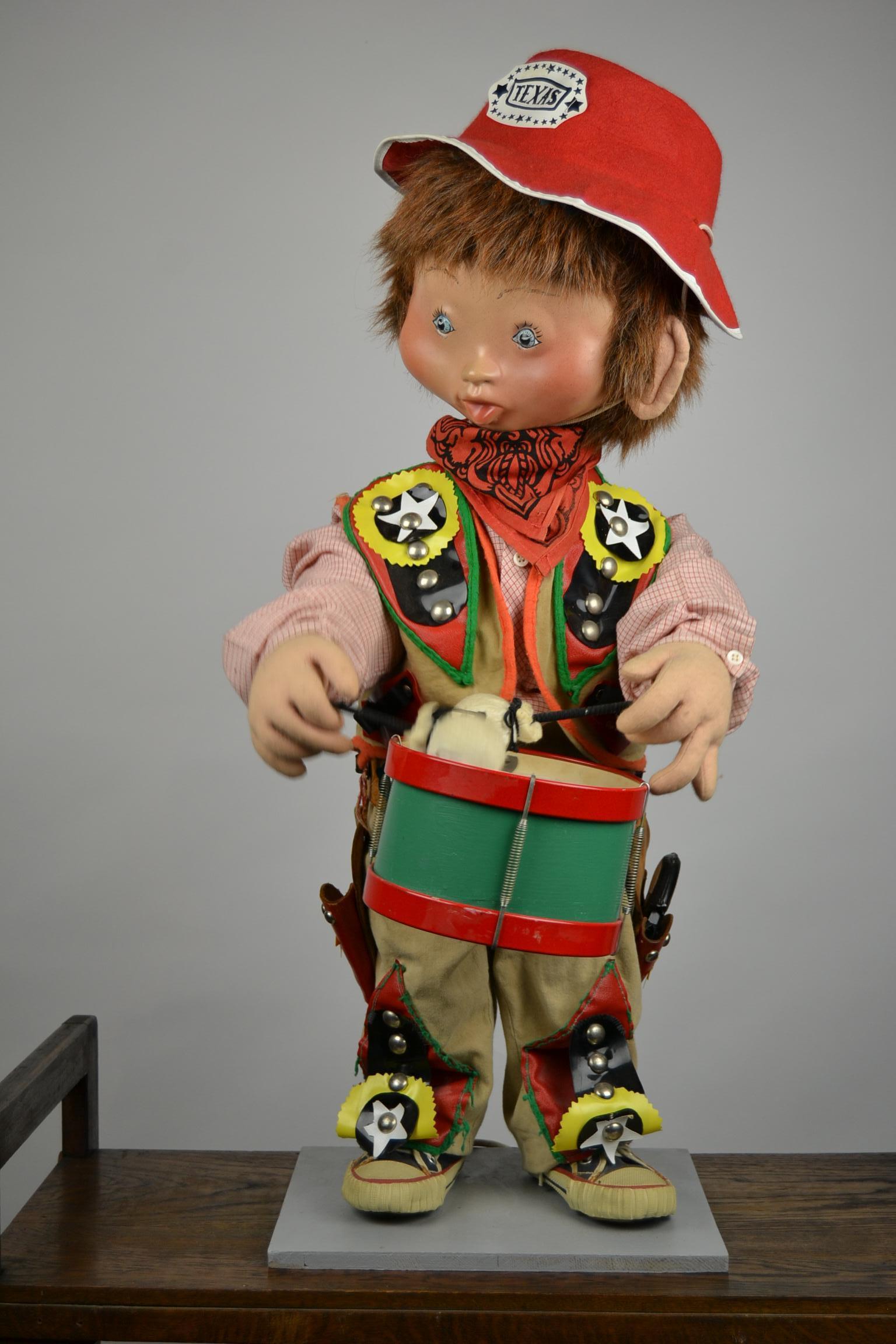 Texas-Automatik-Cowboydoll, spielende Trommel, 1960er Jahre (Europäisch)