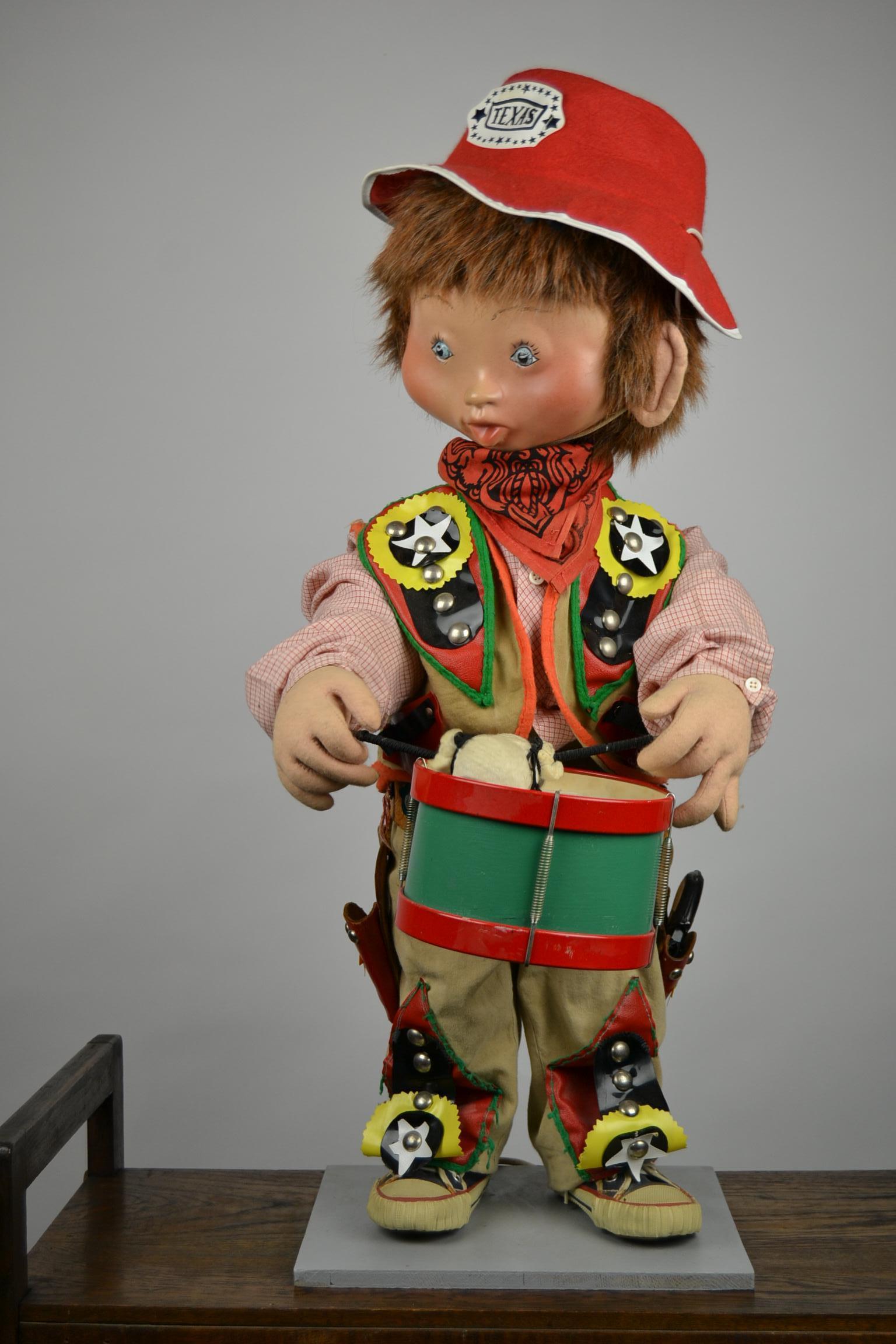 Texas-Automatik-Cowboydoll, spielende Trommel, 1960er Jahre 2