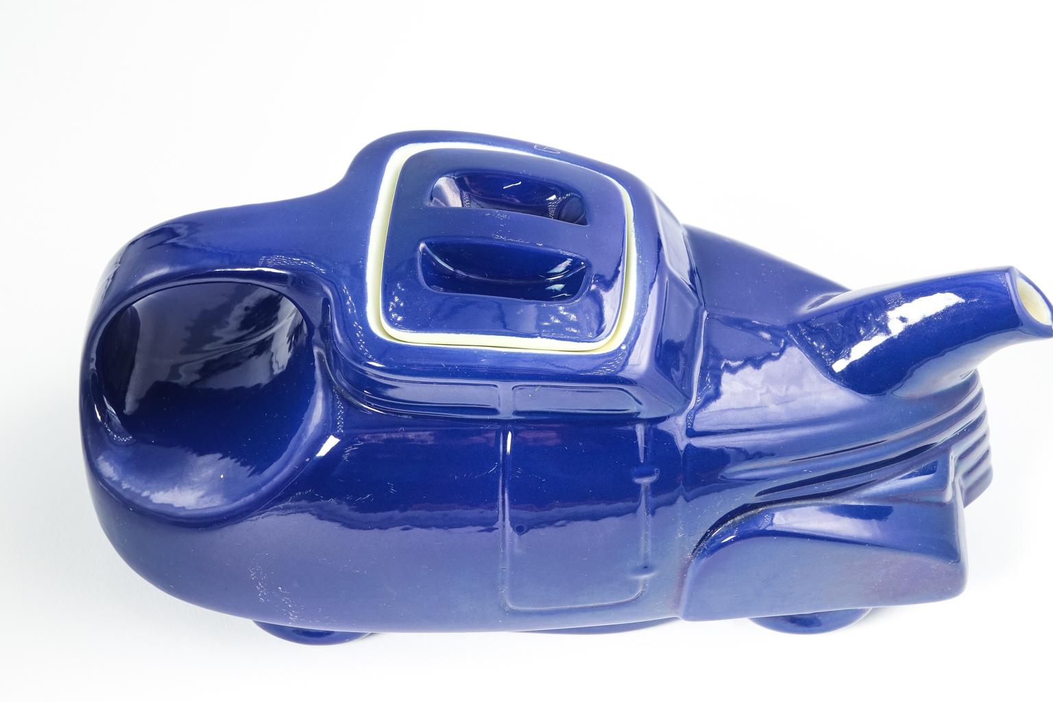 Painted Automobile Teapot in Royal Blue by Hall, circa 1930s For Sale