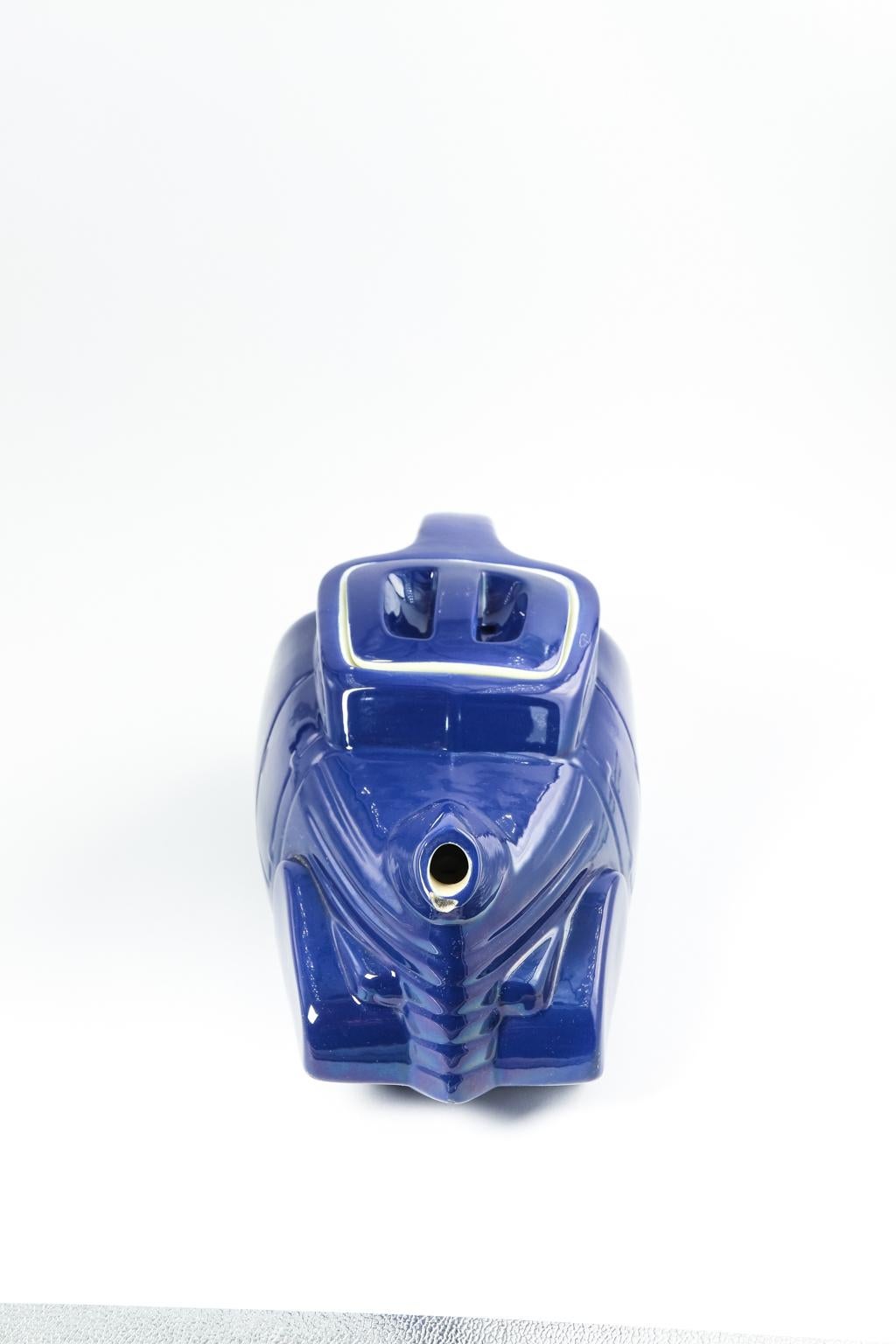 Mid-20th Century Automobile Teapot in Royal Blue by Hall, circa 1930s For Sale