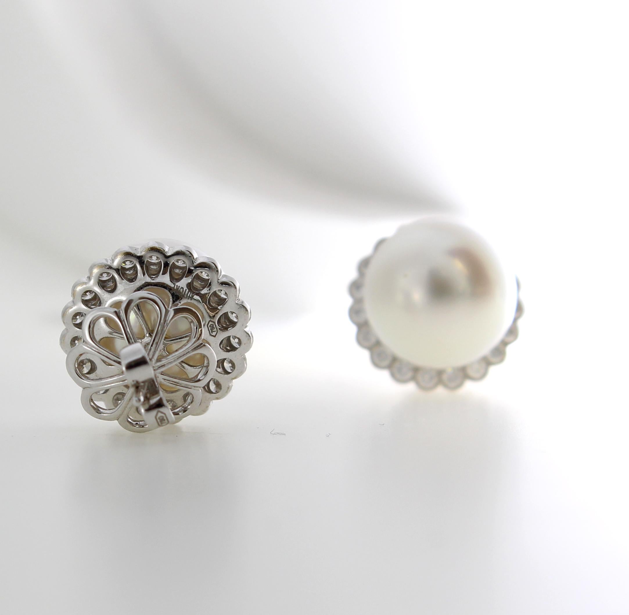 18k White Gold with White Diamonds (0.808ct) with 12mm White Drop Semi South Sea Pearls. 