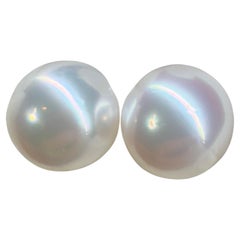 Autore Pearl stud in White Gold