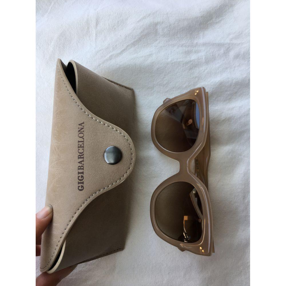 Autre Marque Plastic Sunglasses in Grey In Good Condition In Carnate, IT