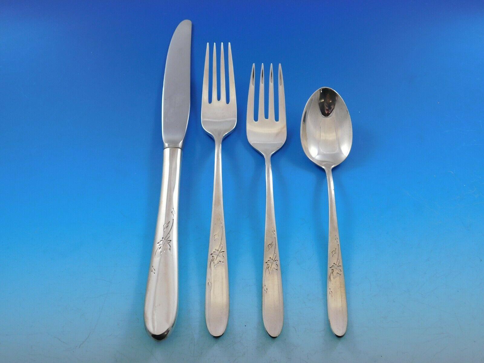 Autumn Leaves by Reed & Barton Sterling Silver Flatware Set 12 Service 65 pcs In Excellent Condition For Sale In Big Bend, WI