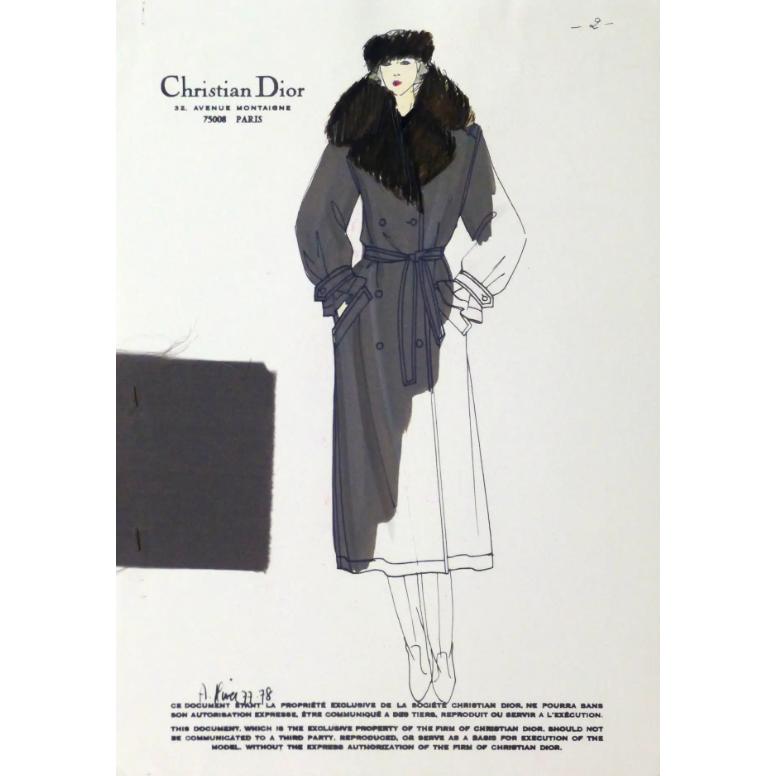 Women's Autumn/Winter 1977 Christian Dior Haute Couture Trench Coat with Fur Collar For Sale