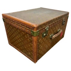 Antique Aux Etats Unis Steamer or Hat Trunk