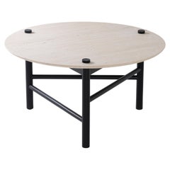 Table Auxiliar, chêne noir et plateau en marbre sculpté à la main