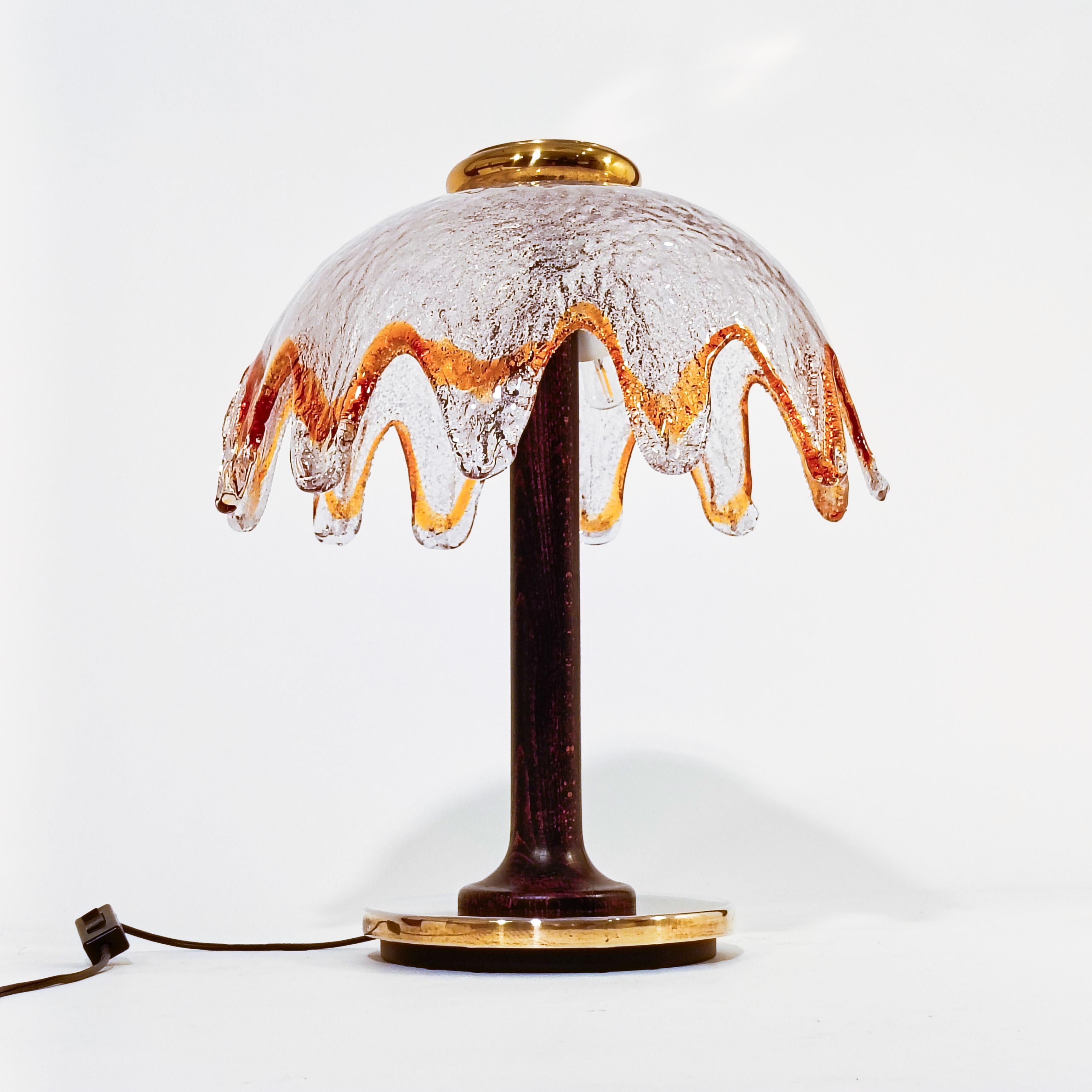 Brutalisme AV Mazzega. Lampe de table Murano de style Brutaliste et A Space AGE, Italie, années 1970 en vente