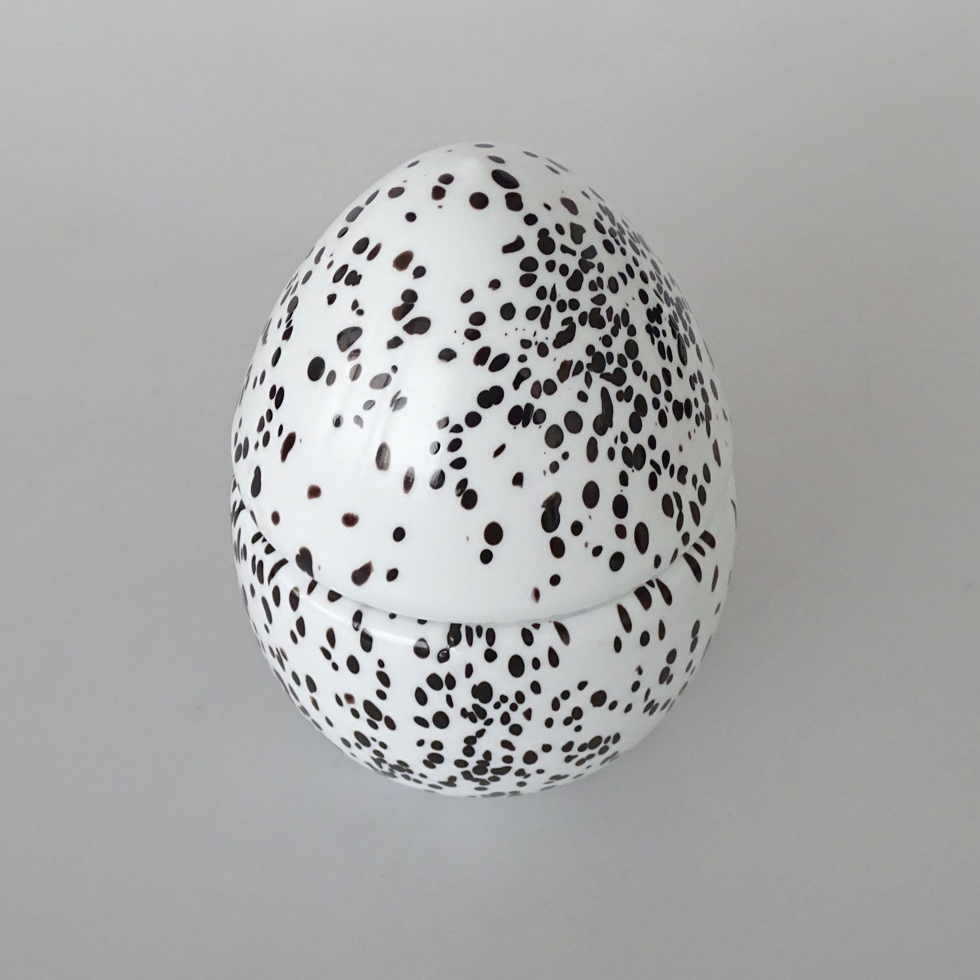 Av Mazzega Murano Glass Egg Shaped Box, Italy, 1970s In Good Condition For Sale In Milan, IT