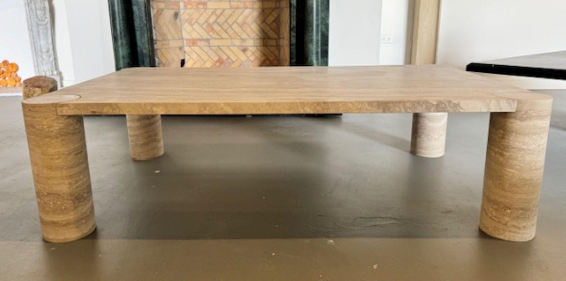 Moderno Disponibile ora! Il nostro tavolino Pauline in travertino crema in vendita