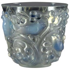 'Avallon' Art Deco Glass Vase by René Lalique