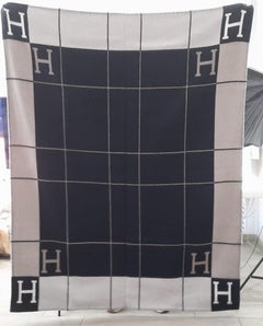Avalon III Throw Blanket
