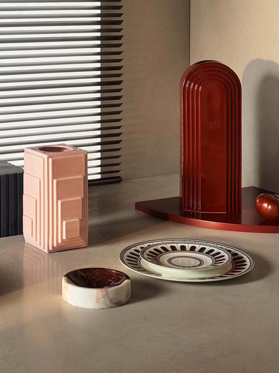 Art Déco Vaso Avalon Maroon di Greg Natale in vendita