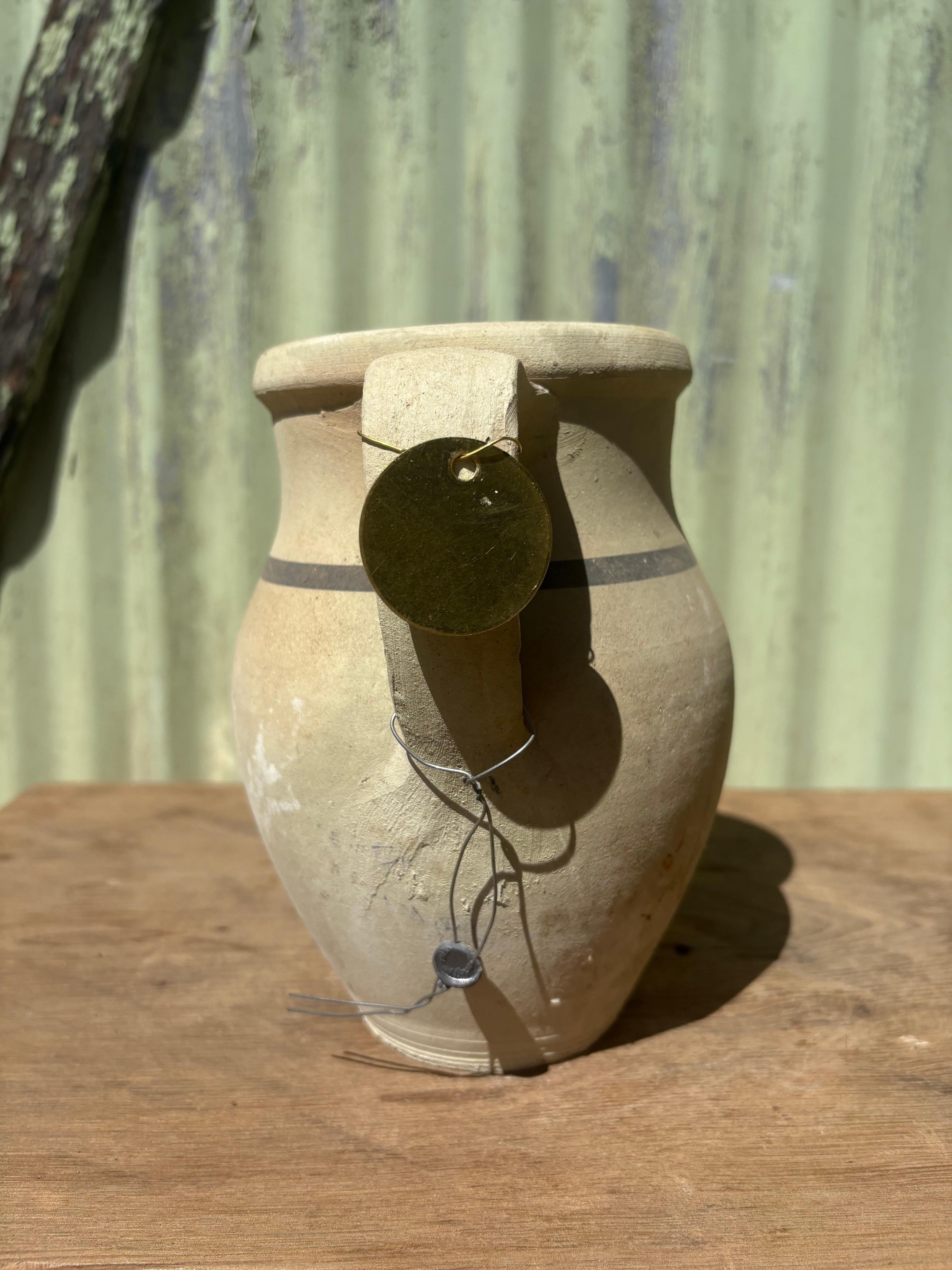 Terracotta Avanos Küpü (brocca turca a righe - X-Small) in vendita