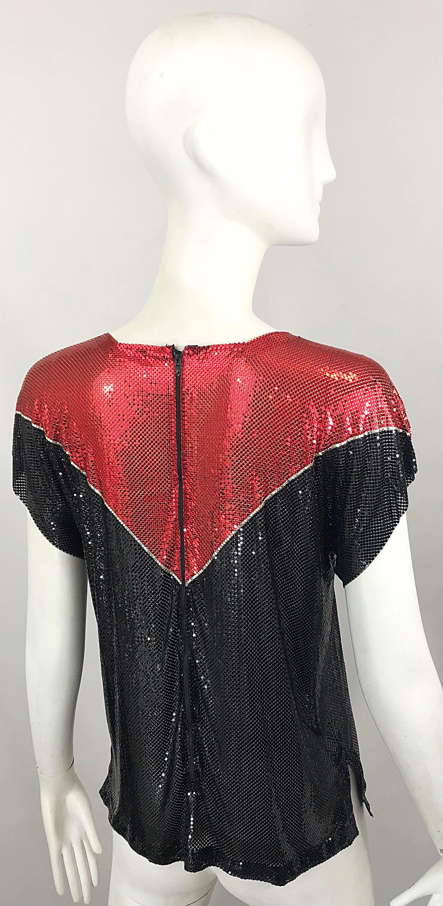 Avantgarde 1970er Jahre Whiting & Davis Kettenhemd-Top Rot + Schwarz + Silber aus Metallgeflecht im Zustand „Hervorragend“ im Angebot in San Diego, CA