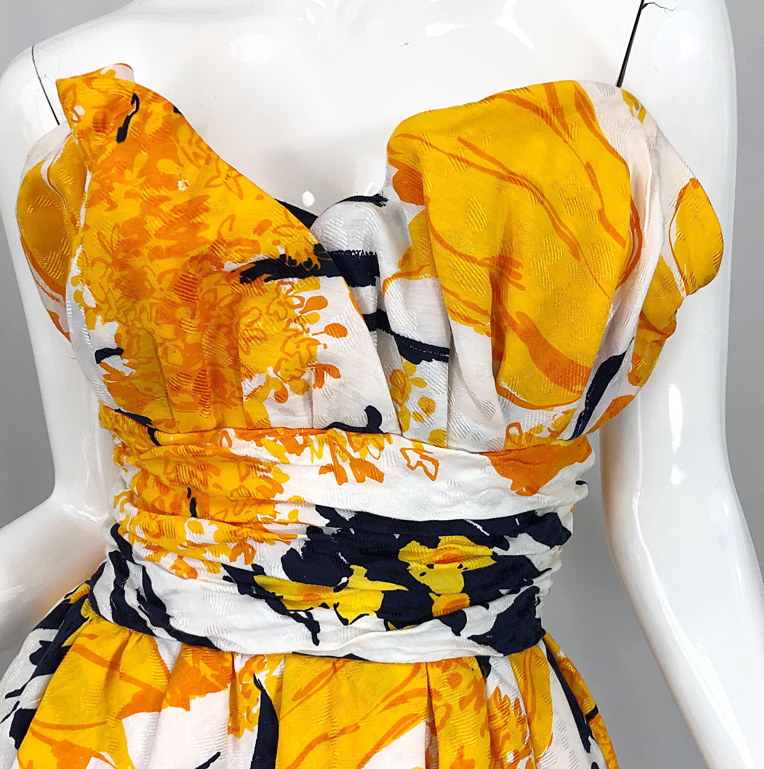 Avant Garde 1980s Amen Wardy Abstract Flower Print Vintage 80s Strapless Dress In Excellent Condition For Sale In San Diego, CA