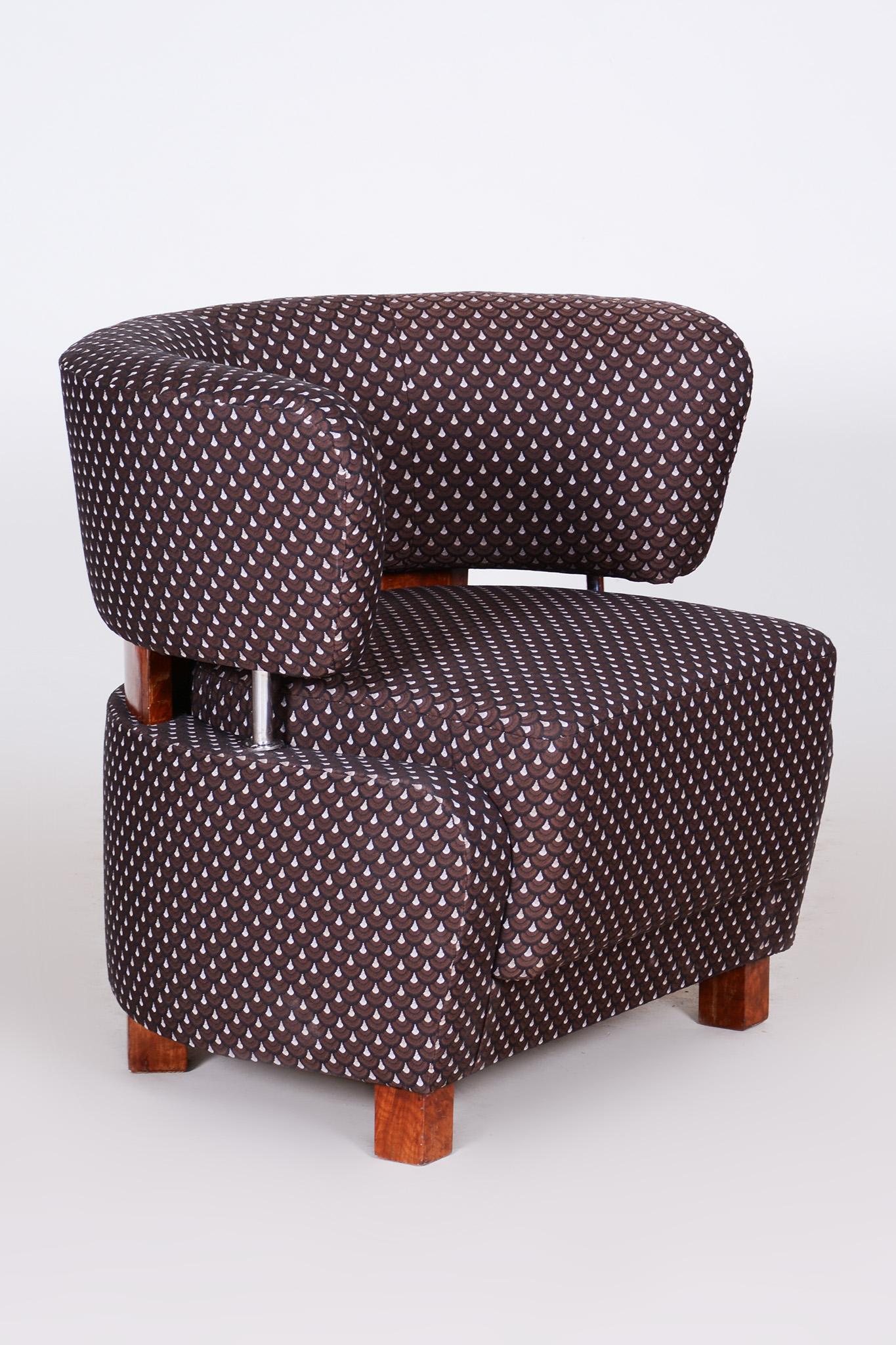 Avantgarde-Sessel, hergestellt in den 1920er Jahren in Frankreich, vollständig restauriert (Frühes 20. Jahrhundert) im Angebot