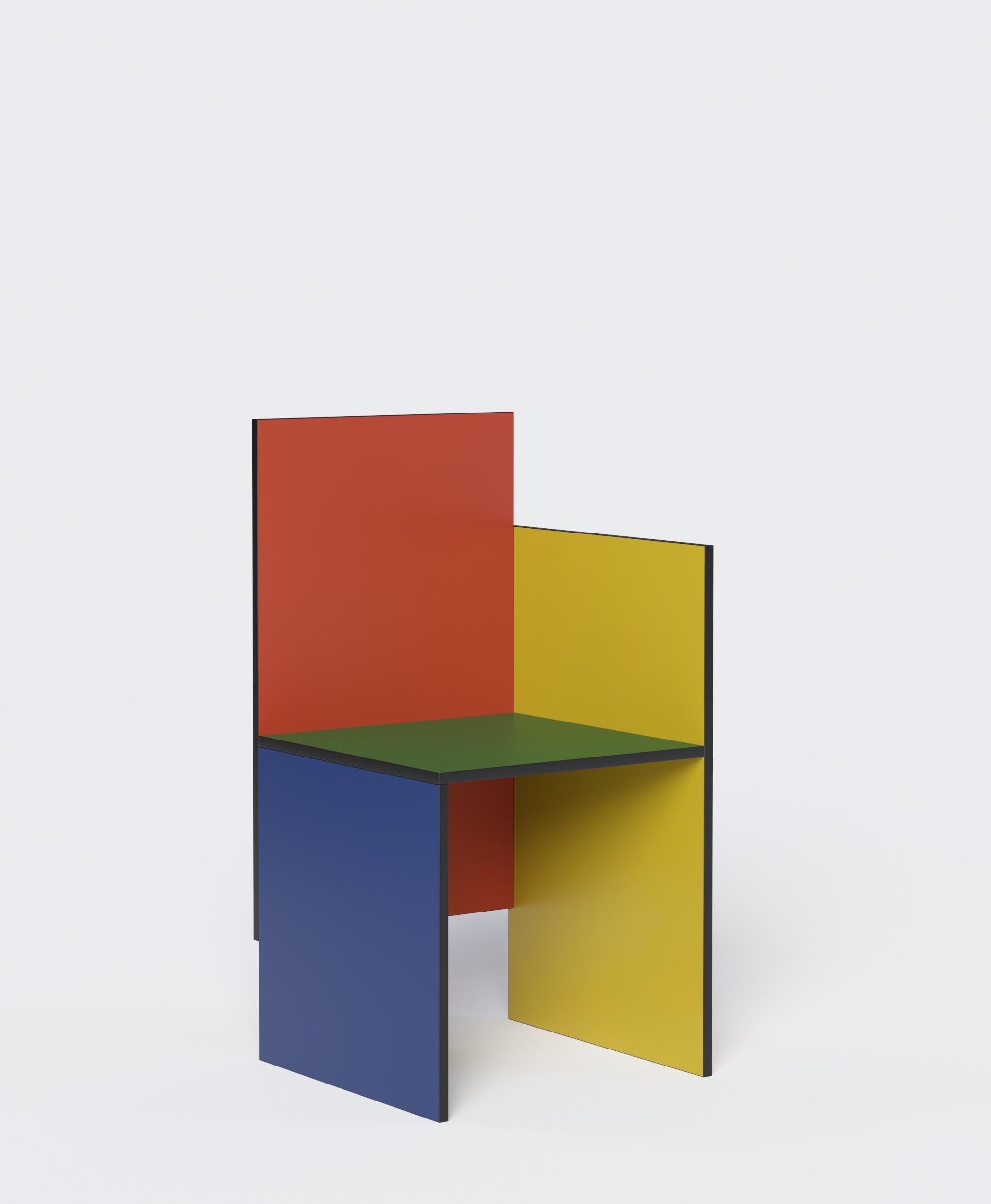Geometrischer und minimalistischer Stuhl des russischen Designers Dmitry Samygin. Inspiriert von Gerrit Rietveld und dem Bauhaus-Stil. 

Sperrholz
Maße: 88.5 x 45 x 45 cm

Wählen Sie Ihre Farbe! 

Zwei Versionen:
- Ein Arm (rechts oder