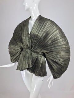 Avant Garde Gold Metallic Accordion Pleated Sculpture Jacket