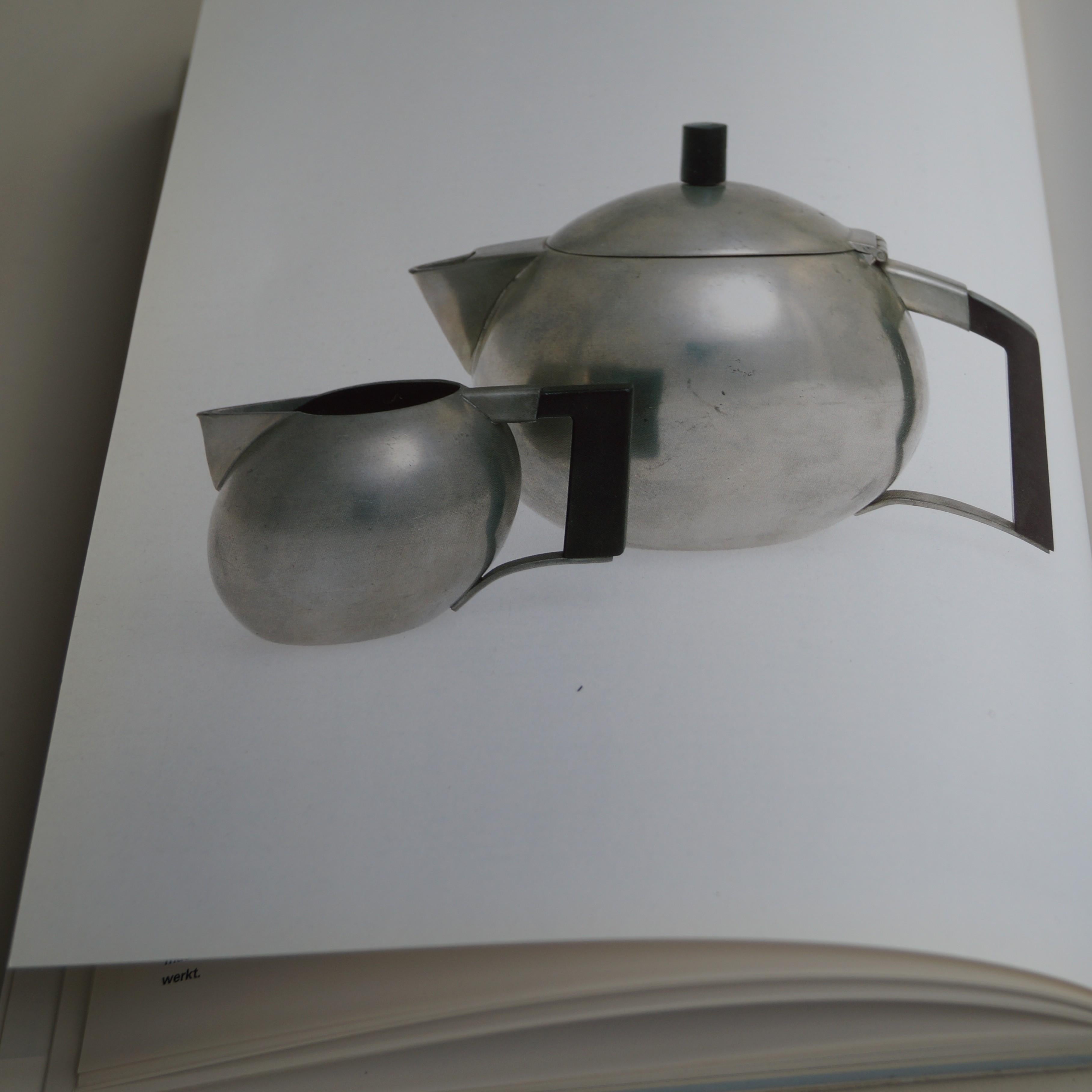 Avant-garde modernist tea service by C v.d. Hoef for GERO, 1920s For Sale 2